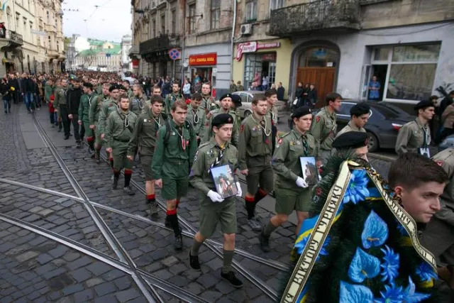 Віктор Гурняк знайшов вічний спокій на Личаківському кладовищі (Фоторепортаж) + (Відео) — фото 6