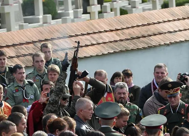 Віктор Гурняк знайшов вічний спокій на Личаківському кладовищі (Фоторепортаж) + (Відео) — фото 8