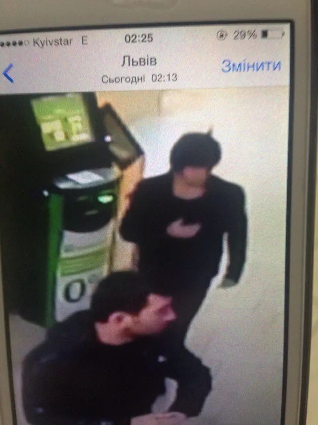 На Сихові жорстоко вбили працівника ДАІ (Фото) — фото 2