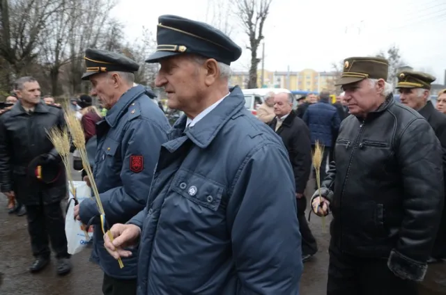 Львів вшанував пам’ять жертв Голодомору (Фоторепортаж) — фото 4