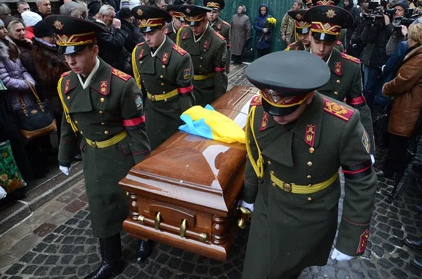 У Львові попрощалися з бійцем АТО Андрієм Юргою, який добровільно пішов воювати на Схід (Фоторепортаж) — фото 1