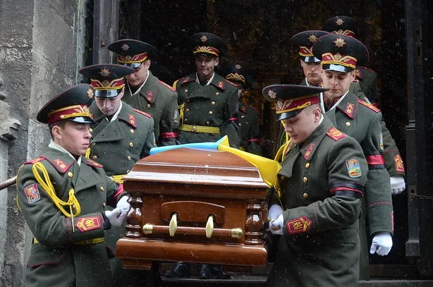 У Львові попрощалися з бійцем АТО Андрієм Юргою, який добровільно пішов воювати на Схід (Фоторепортаж) — фото 2