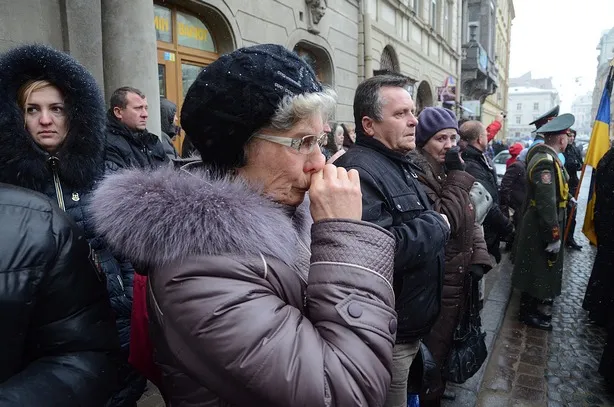 У Львові попрощалися з бійцем АТО Андрієм Юргою, який добровільно пішов воювати на Схід (Фоторепортаж) — фото 8