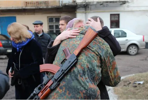 Правоохоронці Львівщини вирушили у зону проведення АТО (Фоторепортаж) — фото 2