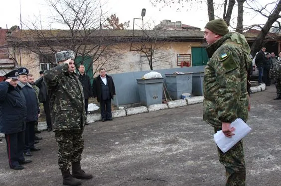Правоохоронці Львівщини вирушили у зону проведення АТО (Фоторепортаж) — фото 5