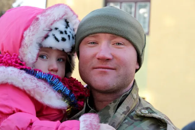 Понад сто львівських десантників повернулися додому із зони АТО (Фоторепортаж) — фото 17