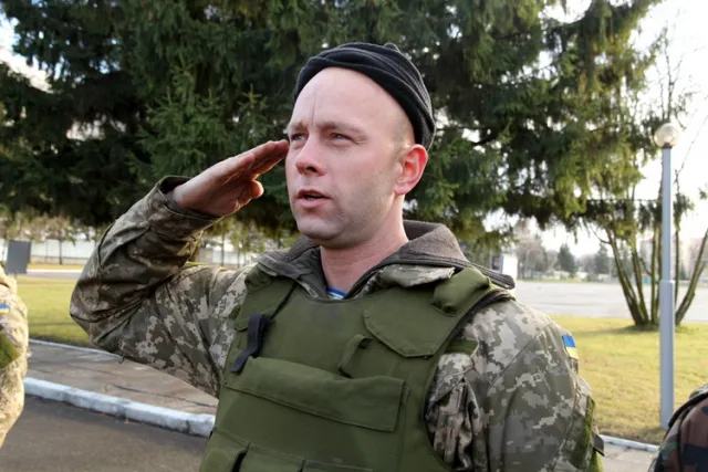 Понад сто львівських десантників повернулися додому із зони АТО (Фоторепортаж) — фото 3