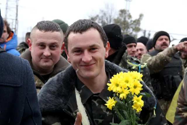 До Львова із зони АТО повернулися 350 бійців 24-ї бригади (Фоторепортаж) — фото 10