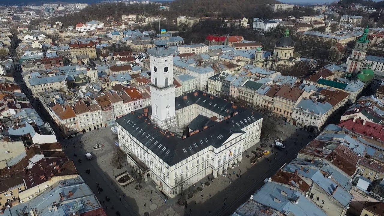 площа