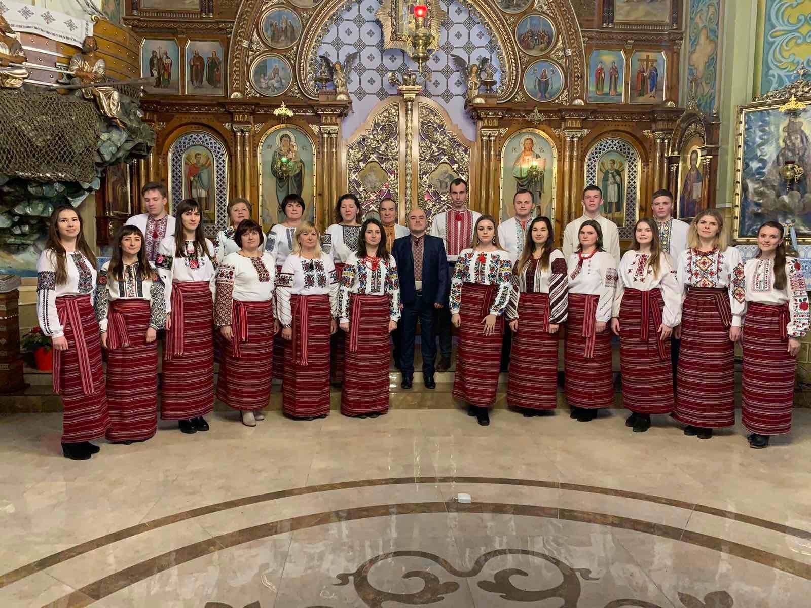 хор