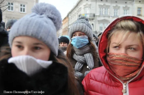Сотня львівських студентів пікетувала обласну прокуратуру — фото 4