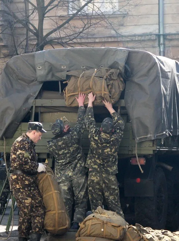 Бригади військових лікарів зі Львова тренуватимуться у полі (Фото) — фото 1