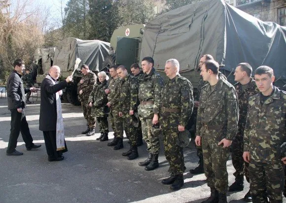 Бригади військових лікарів зі Львова тренуватимуться у полі (Фото) — фото 2