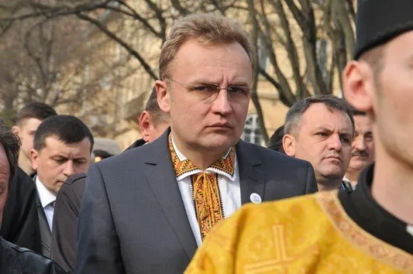 Центральними вулицями Львова пройшла традиційна хресна хода (Фоторепортаж) — фото 5