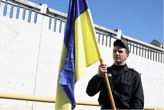 Близько 40 військовослужбовців з Криму прибули подальшого проходження служби на Захід України (Фото) — фото 1
