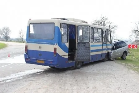 В ДТП на Львівщині загинуло двоє людей (Фото) — фото 1