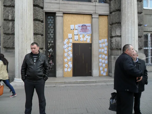 У Львові вимагали відставки прокурора Львівщини Володимира Гураля (Фоторепортаж) + (Відео) — фото 7