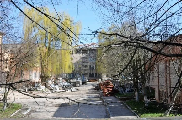Реконструкція перинатального центру під загрозою зриву (Фоторепортаж) — фото 4
