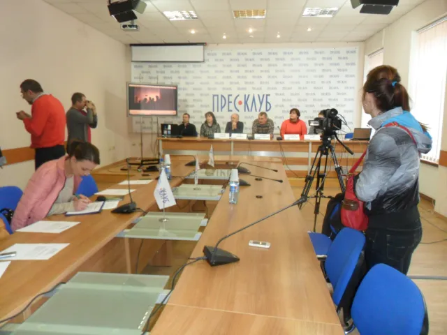 Скандал навколо Привокзального ринку набирає обертів (Фоторепортаж) + (Відео) — фото 1