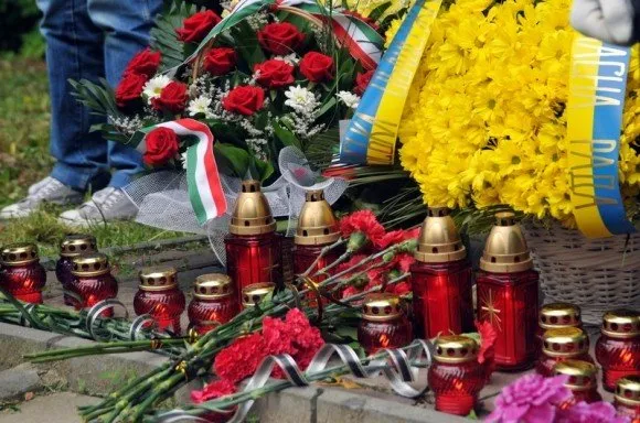 У Львові вшанували загиблих у Другій світовій війні (Фоторепортаж) + (Відео) — фото 6