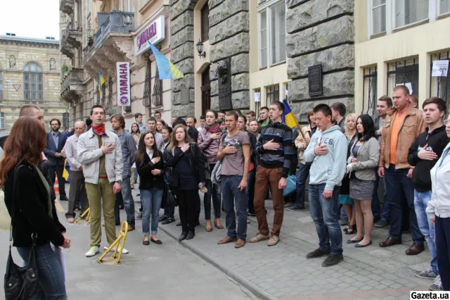 Корупція у Львівській музичній академії. Студенти проти ректора-хабарника (Фоторепортаж) — фото 4