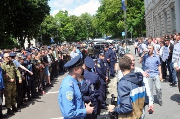 У Львові вкотре пікетували ОДА (Фоторепортаж) + (Відео) — фото 2