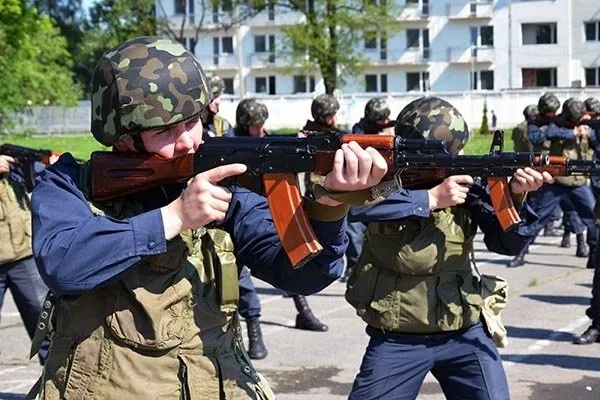 Нацгвардія Львівського гарнізону провела навчання (Фото) — фото 2