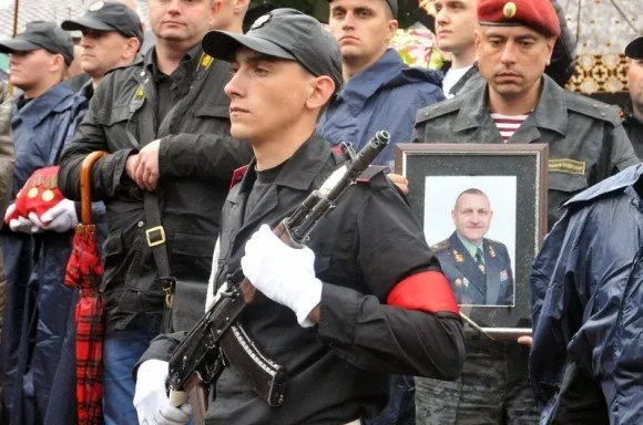 У Львові прощалися із загиблим під Слов’янськом генералом Сергієм Кульчицьким (Фоторепортаж) — фото 4