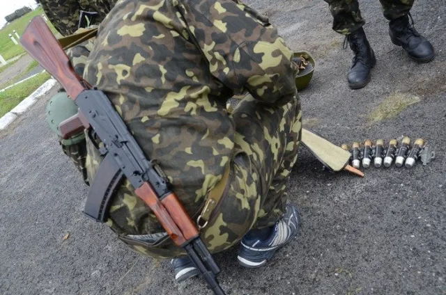 На Львівщині розпочалися навчання новоствореного 3-го окремого батальйону територіальної оборони (Фоторепортаж) — фото 7