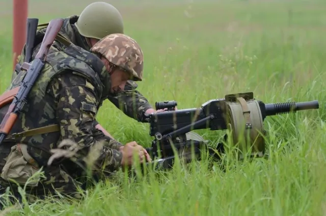 На Львівщині розпочалися навчання новоствореного 3-го окремого батальйону територіальної оборони (Фоторепортаж) — фото 8