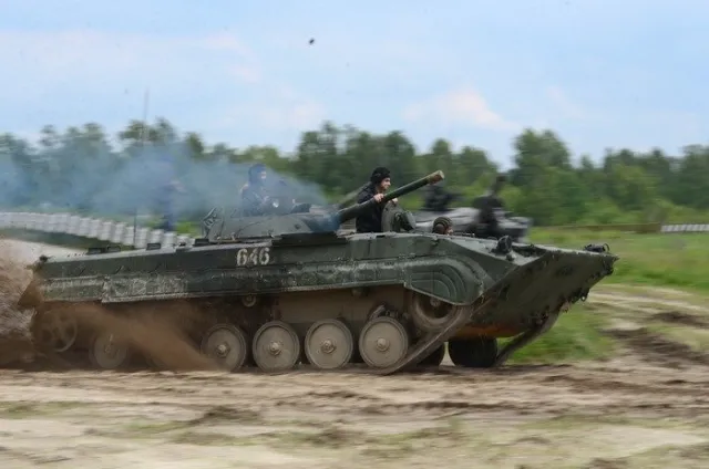 На Львівщині розпочалися навчання новоствореного 3-го окремого батальйону територіальної оборони (Фоторепортаж) — фото 9