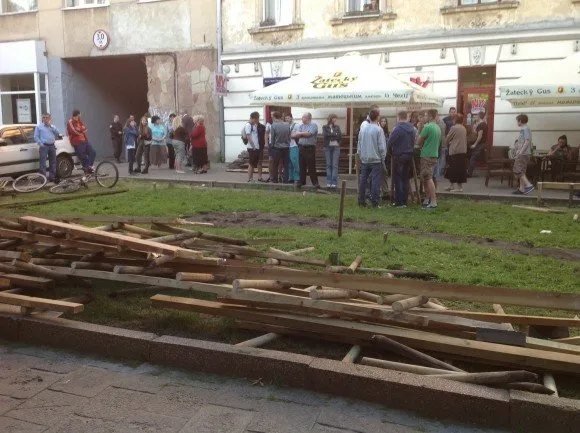 Конфлікт між львів'янами, та адміністрацією піцерії «Нью-Йорк стріт піци» (Фото) — фото 5