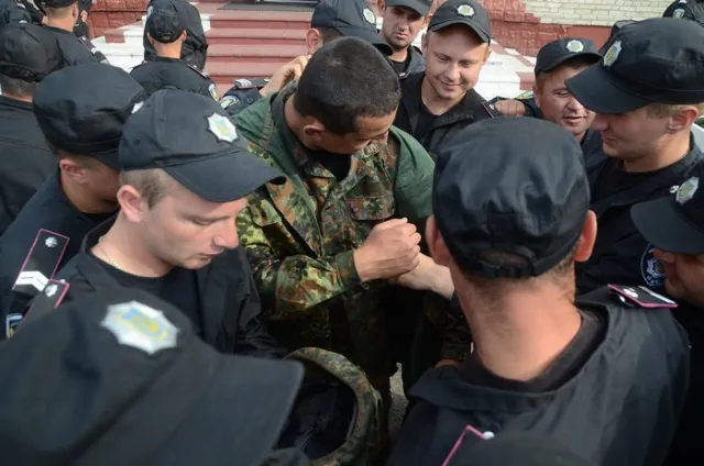 Самооборона закупила для батальйону «Львів» одяг та амуніцію з Німеччини (Фоторепортаж) — фото 7