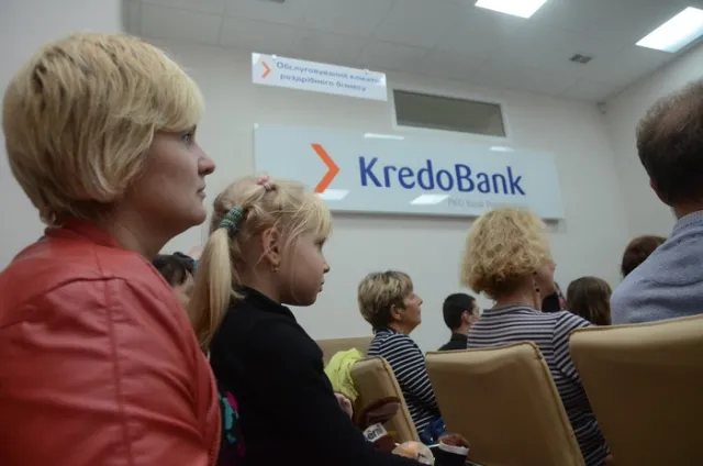 Під час «Ночі у Львові», одне із відділень «Кредобанку» стало майданчиком для акторів (Фоторепортаж) + (Відео) — фото 6