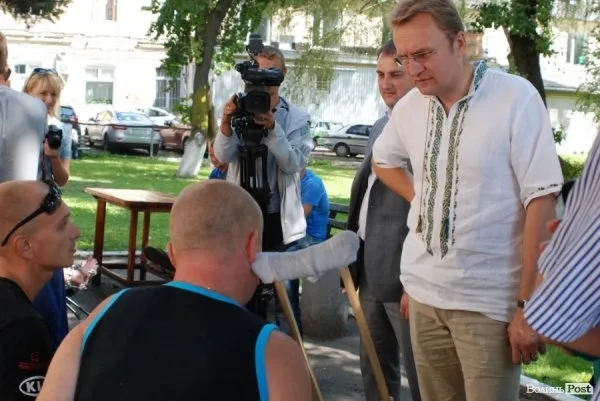 Садовий зустрівся з пораненими волинськими бійцями (Фоторепортаж) — фото 2