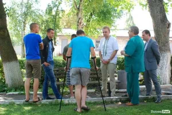 Садовий зустрівся з пораненими волинськими бійцями (Фоторепортаж) — фото 5