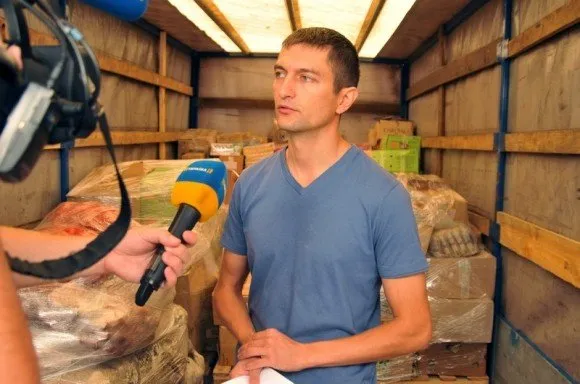 У зону АТО відправлять чотири вантажівки з допомогою для військових (Фоторепортаж) — фото 1