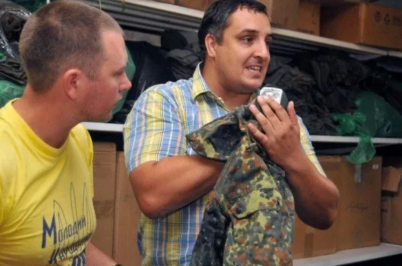 У зону АТО відправлять чотири вантажівки з допомогою для військових (Фоторепортаж) — фото 2