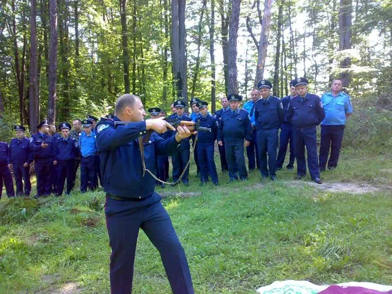 Працівники транспортної міліції пройшли підготовку для подальшої ротації в зону АТО (Фото) — фото 1