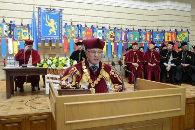 У Львівському національному університеті ім. І. Франка відбулася інавгурація нового ректора (Фоторепортаж) — фото 1