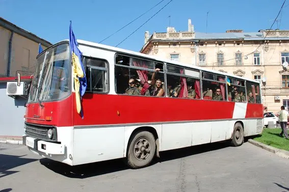 Додому повернулися на короткий відпочинок 62 бійці батальйону «Львів» (Фоторепортаж) — фото 1