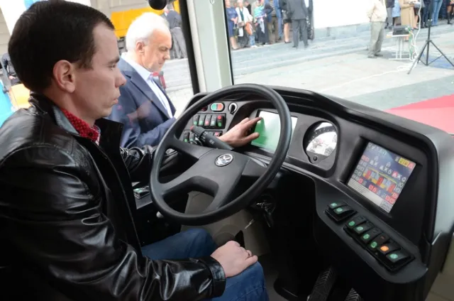 У Львові показали тролейбус марки «Електрон», що наступного тижня вже вийде на маршрут (Фоторепортаж) — фото 1