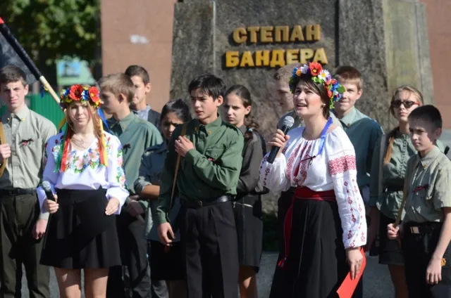 У Львові відбулися урочистості з нагоди 72 річниці з дня створення УПА (Фоторепортаж) — фото 2