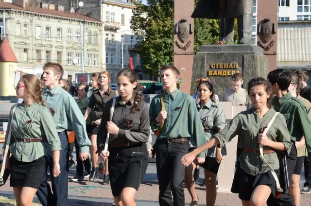 У Львові відбулися урочистості з нагоди 72 річниці з дня створення УПА (Фоторепортаж) — фото 4