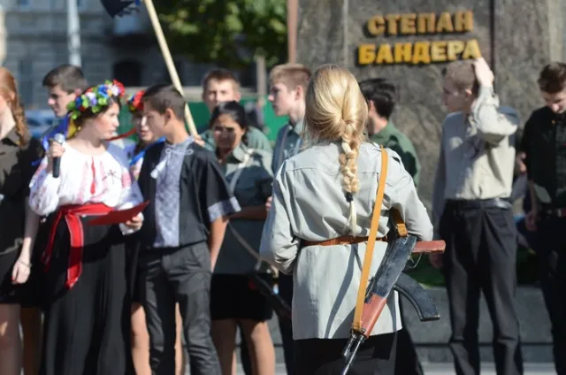 У Львові відбулися урочистості з нагоди 72 річниці з дня створення УПА (Фоторепортаж) — фото 7