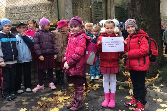 Для школярів провели практичний урок з безпеки на дорозі (Фоторепортаж) — фото 6