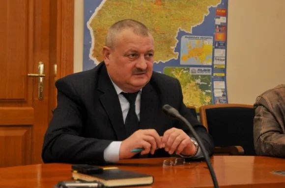 Очільник міліції Львівщини зустрівся з активістами, які проти знищення міського озера в Брюховичах (Фото) — фото 5