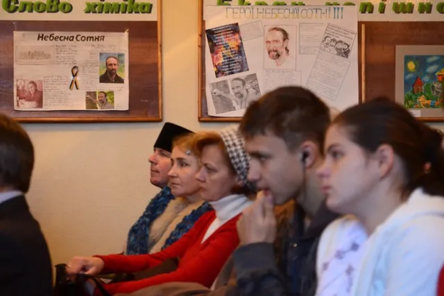 У львівській школі вшанували пам'ять закатованого під час Революції Гідності Юрія Вербицького (Фото) — фото 2