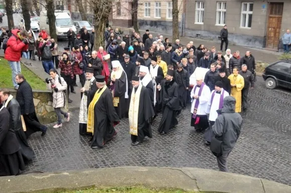 У Львові відбулась урочиста церемонія перепоховання останків першого книгодрукаря Івана Федорова (Фоторепортаж) — фото 5