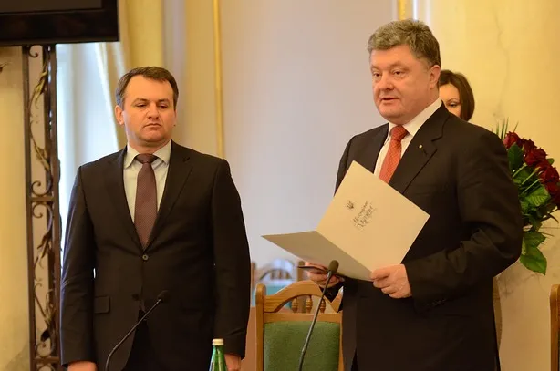 Порошенко представив новопризначеного голову Львівської ОДА Олега Синютку (Фоторепортаж) + (Відео) — фото 5